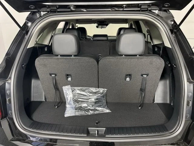New 2026 Ebony Black Kia S image 24