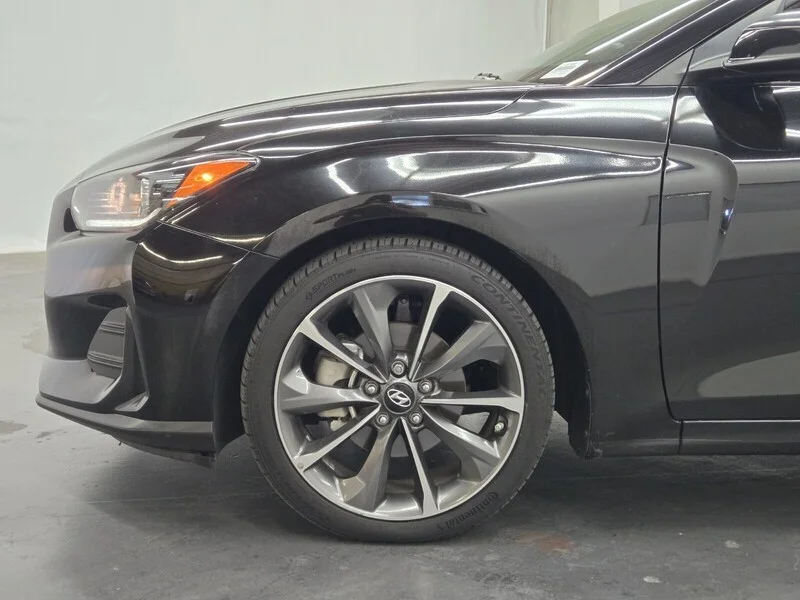 Used 2020 Ultra Black Hyundai 2.0 Premium image 6