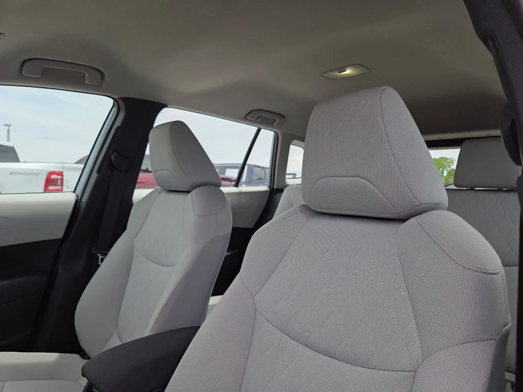 Used 2025 Celestite Toyota L image 27