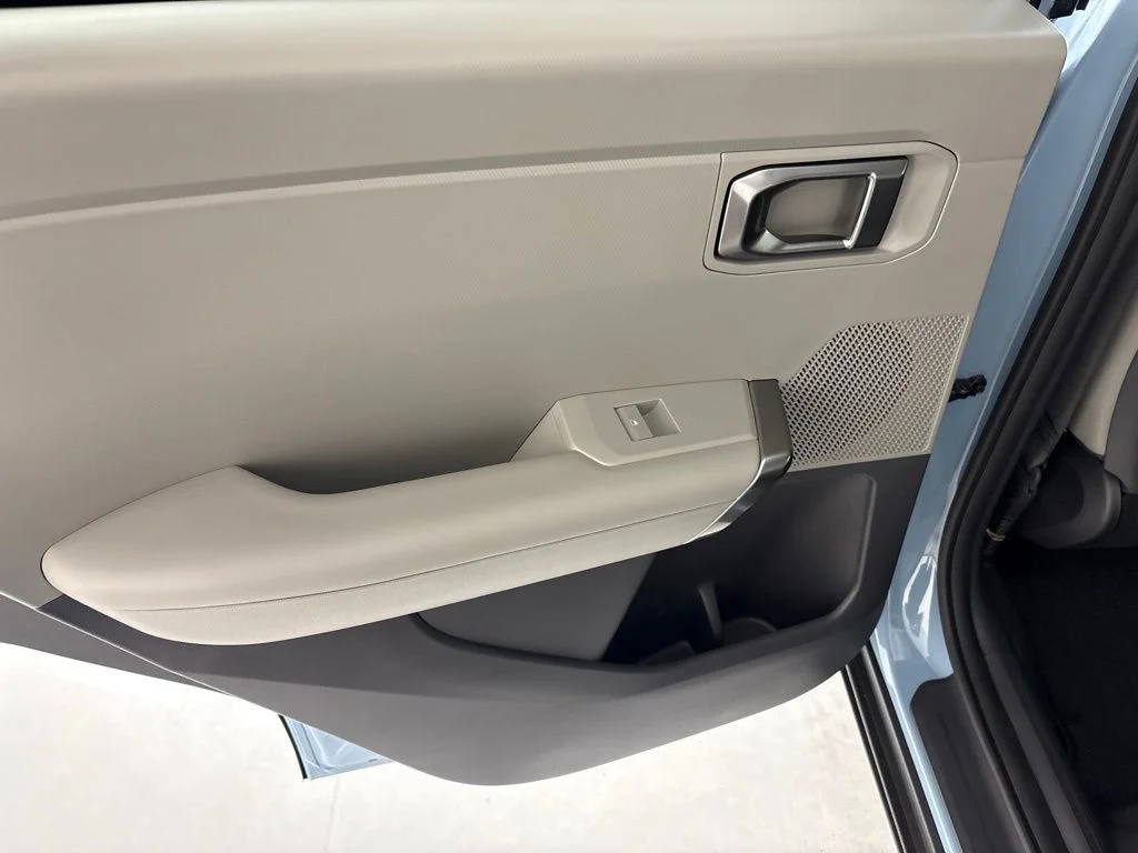 New 2027 Frost Blue Kia EX image 23
