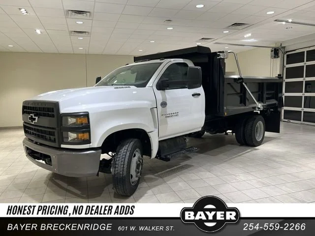 2023 Chevrolet Silverado HD Work Regular Cab 141" WB's photo