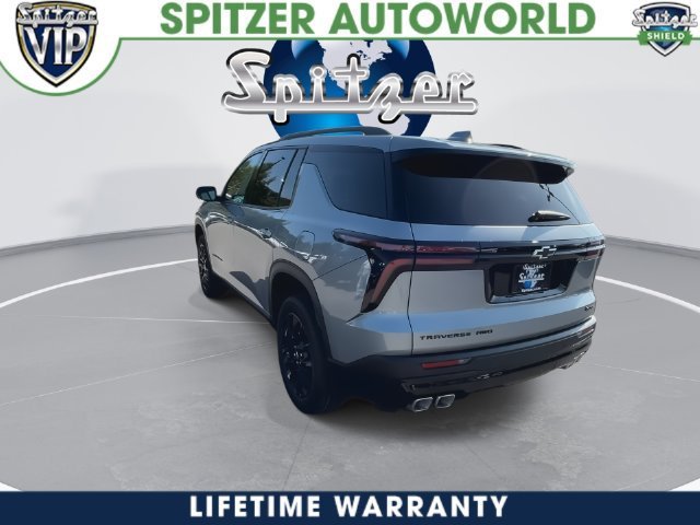 2026 Chevrolet Traverse photo 11 of 43