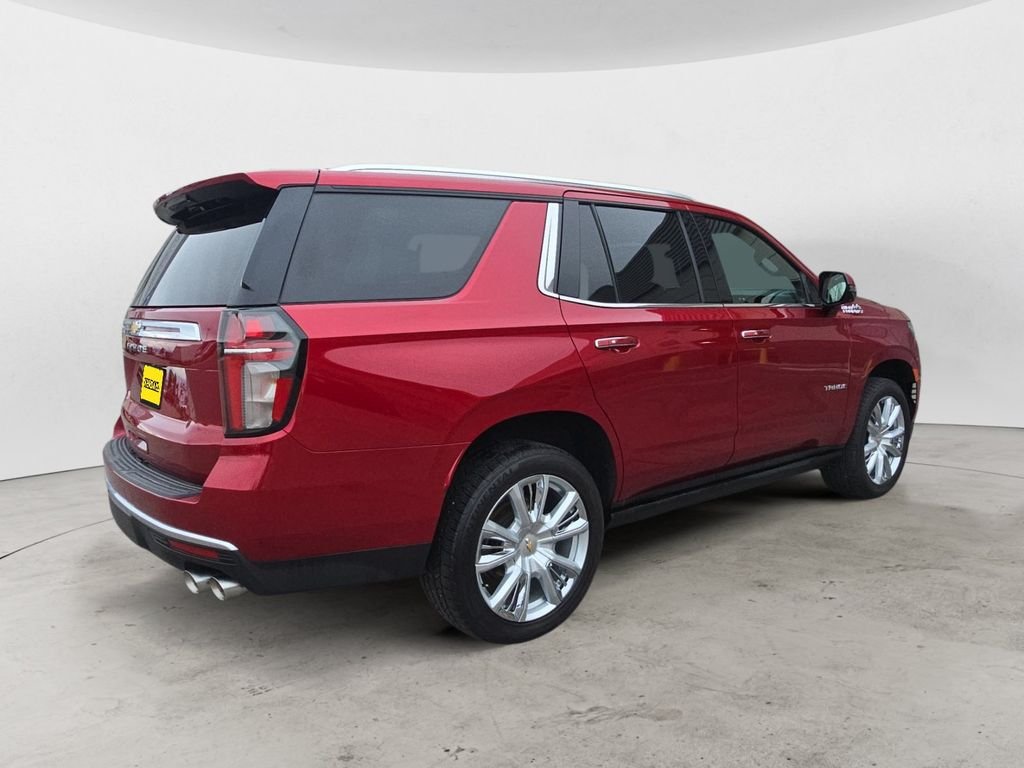 Used 2022 Red Chevrolet High Country image 5