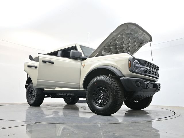 New 2026 Desert Sand Ford Badlands® image 50