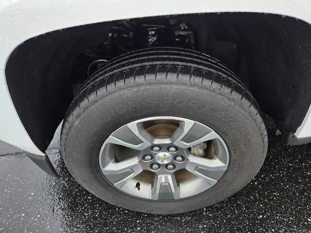 Used 2019 White Chevrolet Z71 image 26