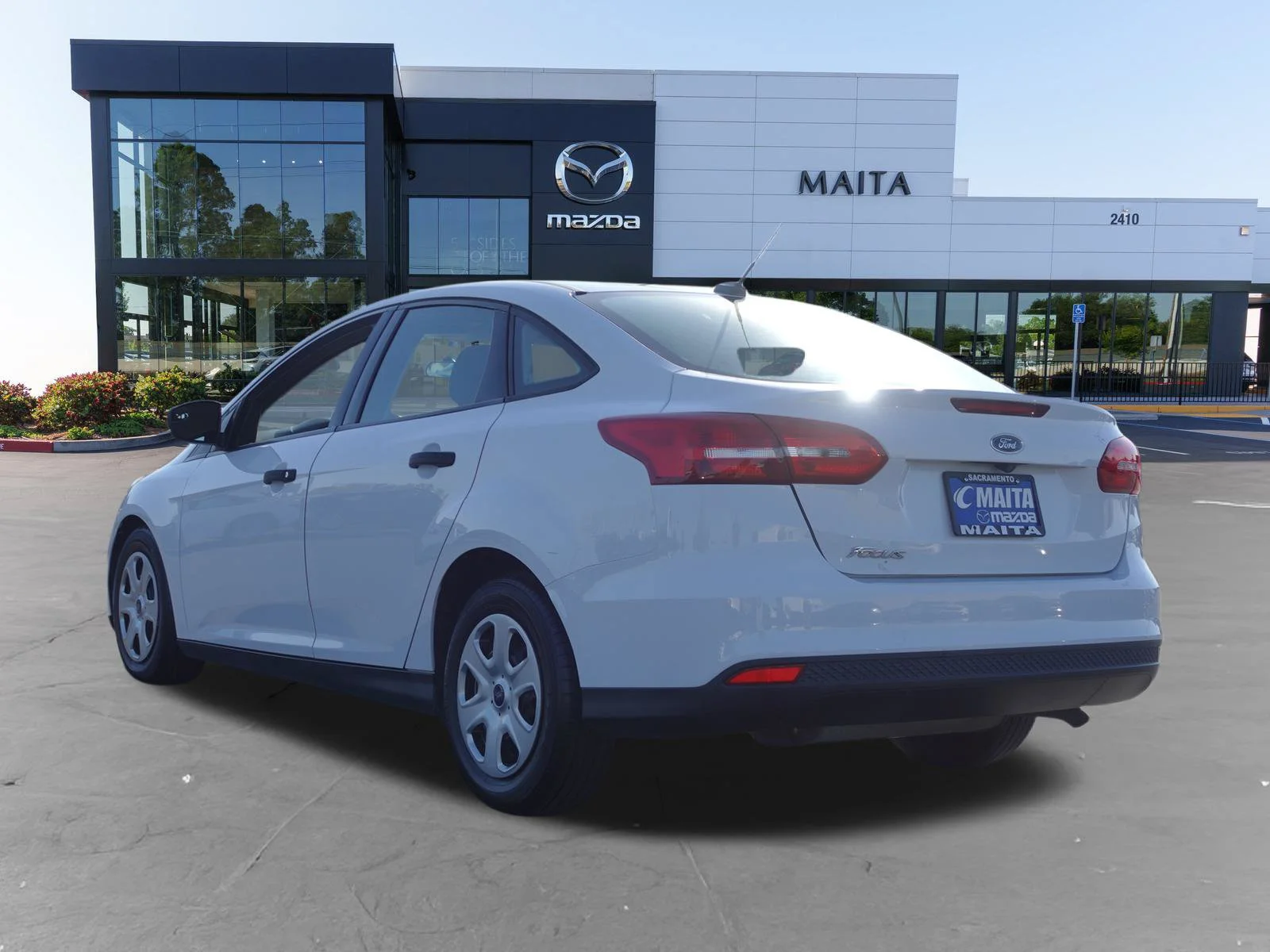 Used 2018 Oxford White Ford S image 5