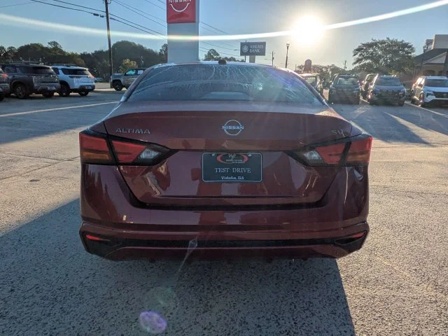 Certified Used 2024 Red Nissan 2.5 SV image 5