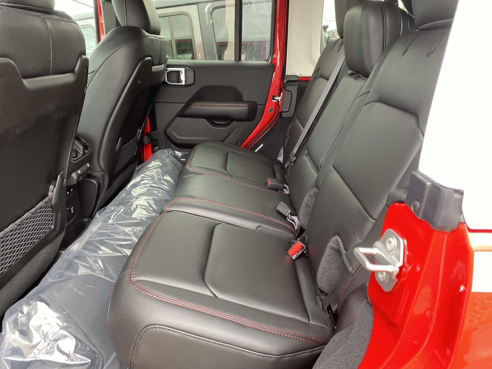 New 2026 Firecracker Red Clear-Coat Exterior Paint Jeep Rubicon image 7