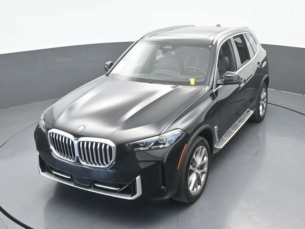 Used 2025 Black Sapphire Metallic BMW xDrive50e image 52
