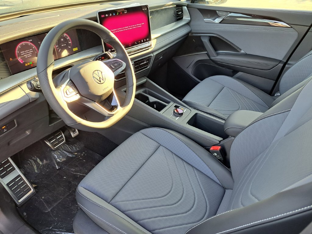 2026 Volkswagen Tiguan SE R-LINE BLACK - Photo 7