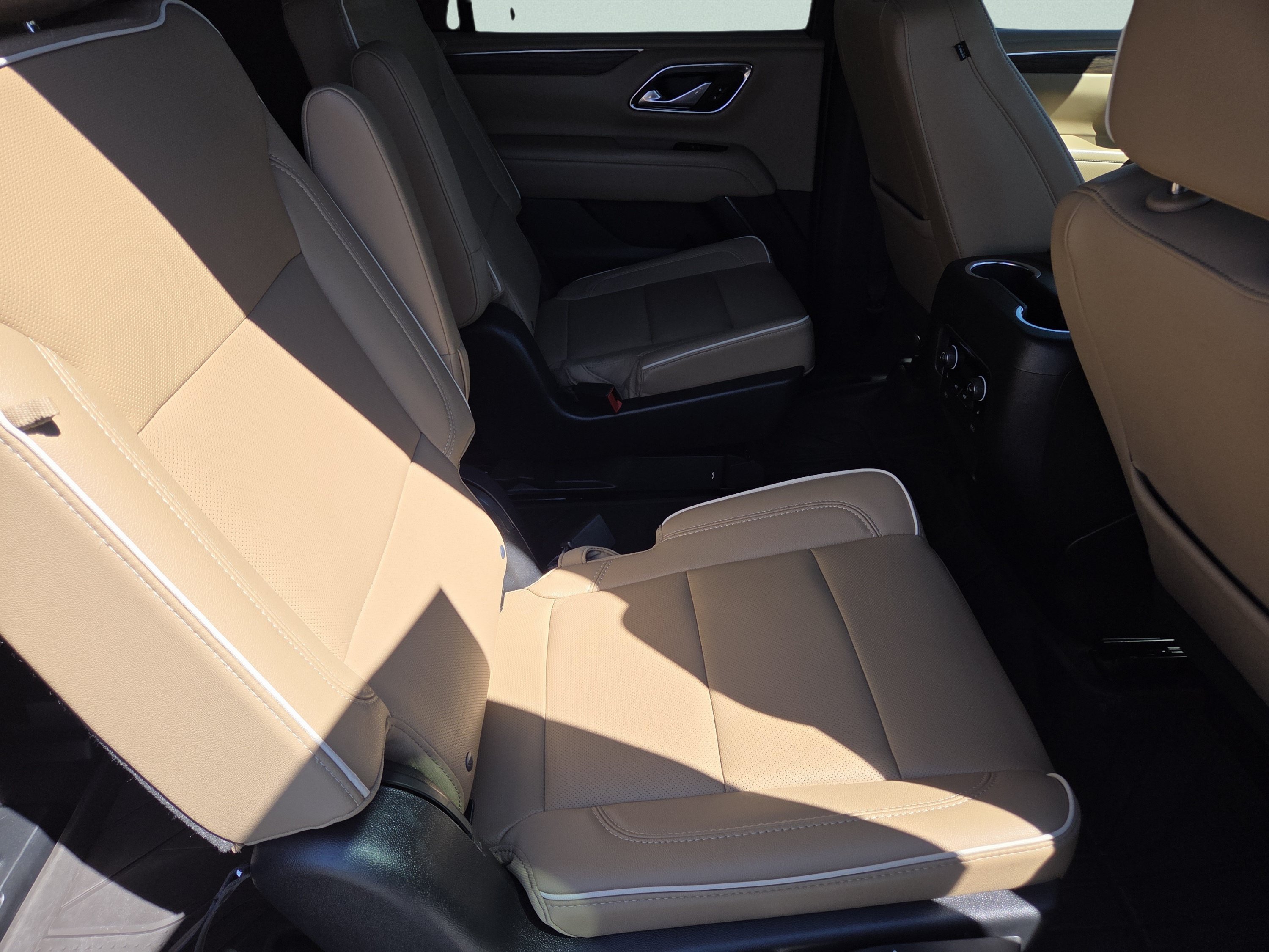 Used 2023 Silver Sage Metallic Chevrolet Premier image 37