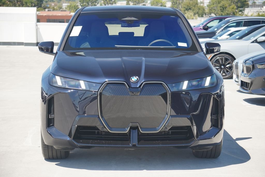 Used 2026 Carbon Black Metallic BMW xDrive60 image 2