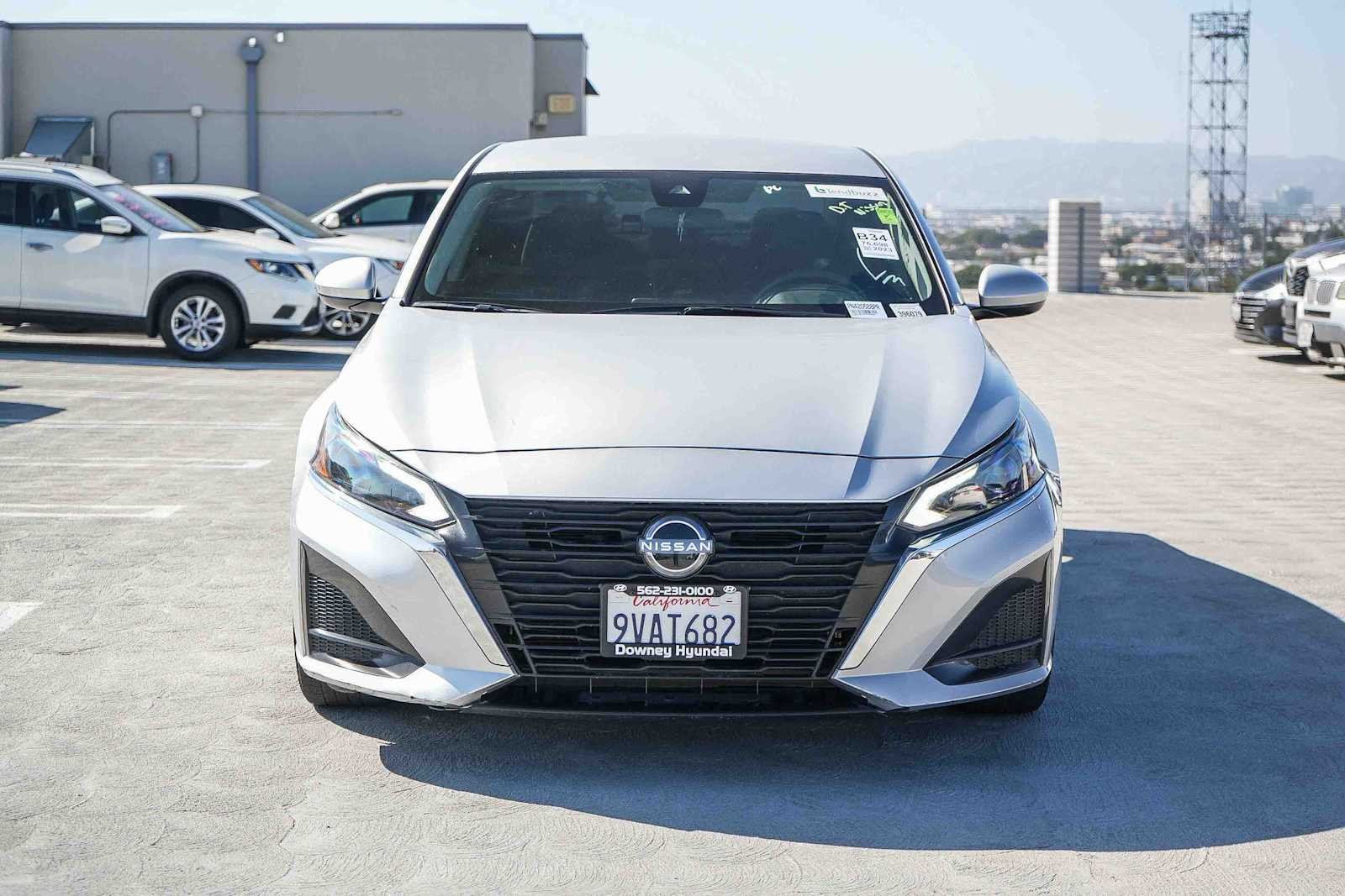 Used 2023 Brilliant Silver Metallic Nissan 2.5 S image 2