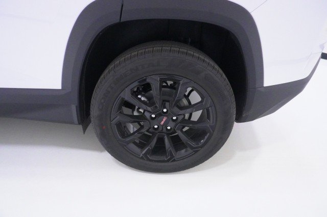 New 2026 Summit White GMC Elevation image 10