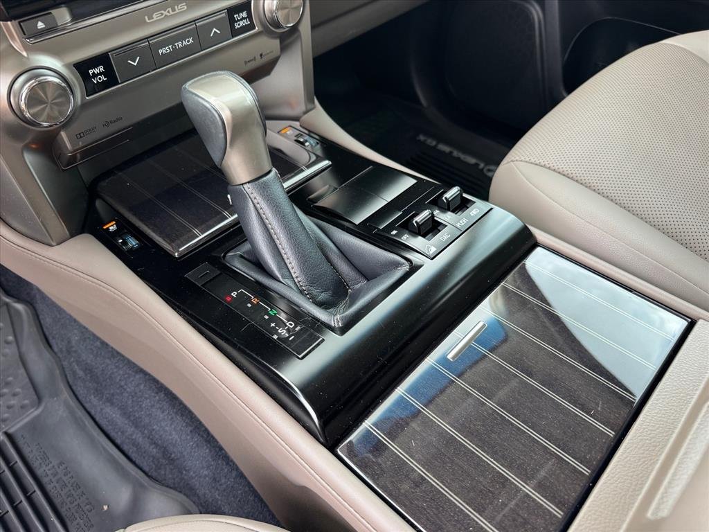 Used 2021 Starfire Pearl Lexus 460 Premium image 20