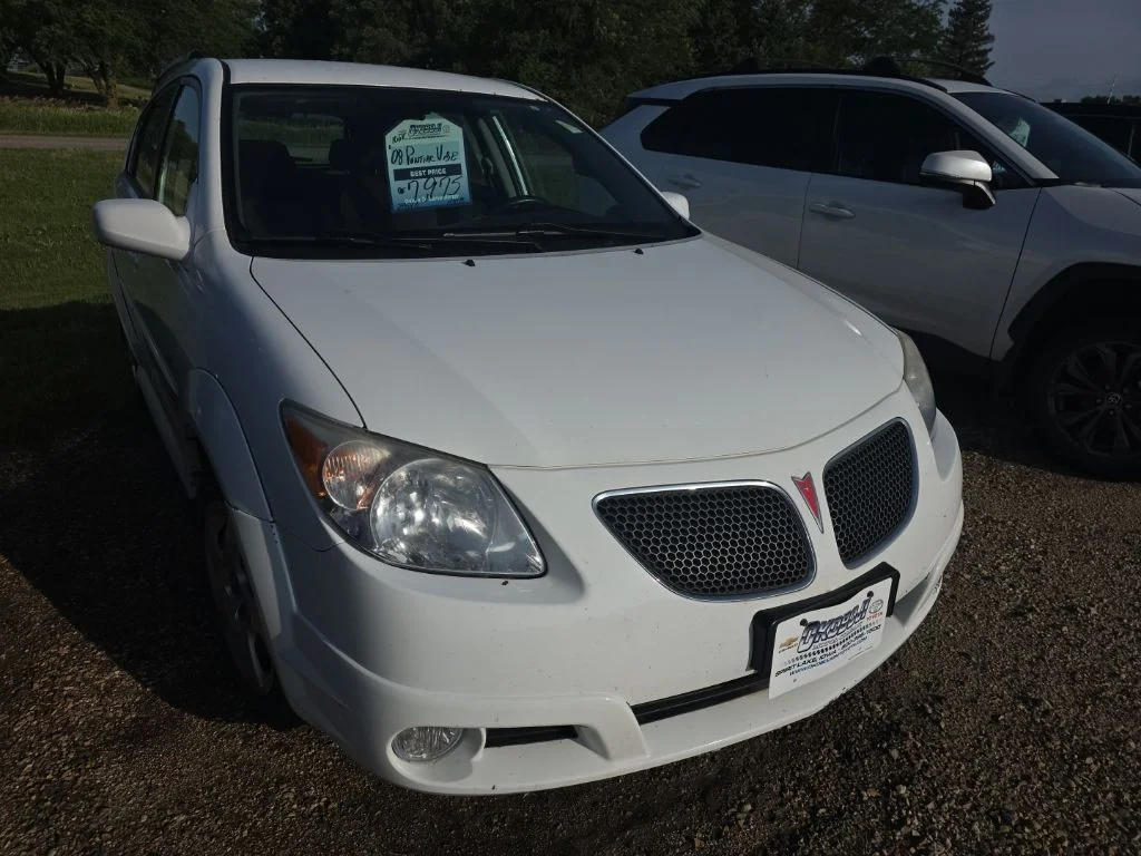 2008 Pontiac Vibe -'s photo