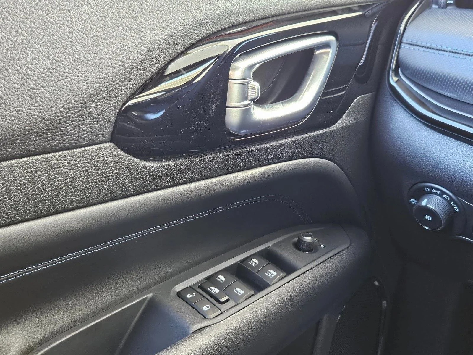 New 2026 Joose Exterior Paint Jeep Latitude Altitude image 14