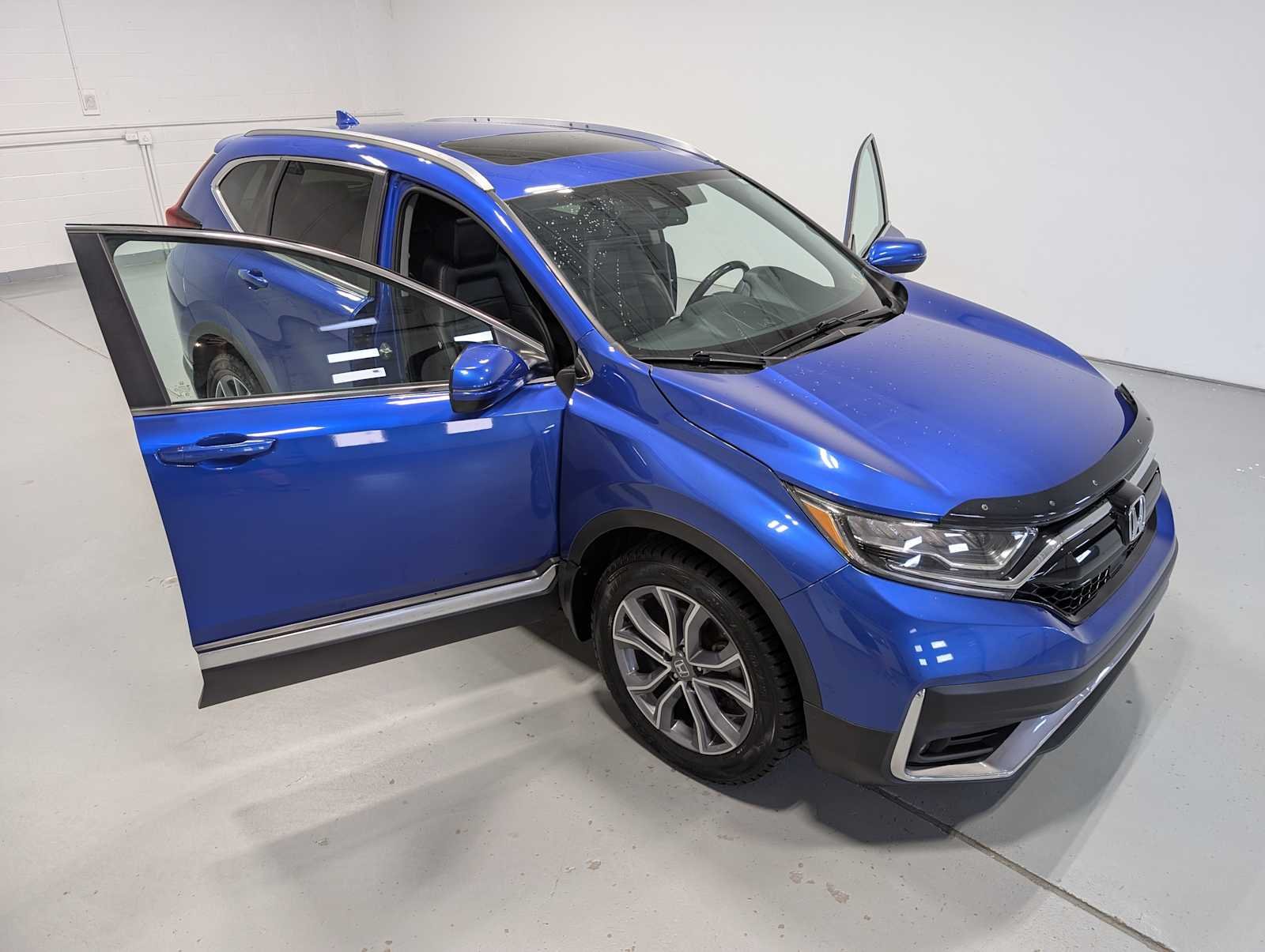 Used 2020 Aegean Blue Metallic Honda Touring image 16