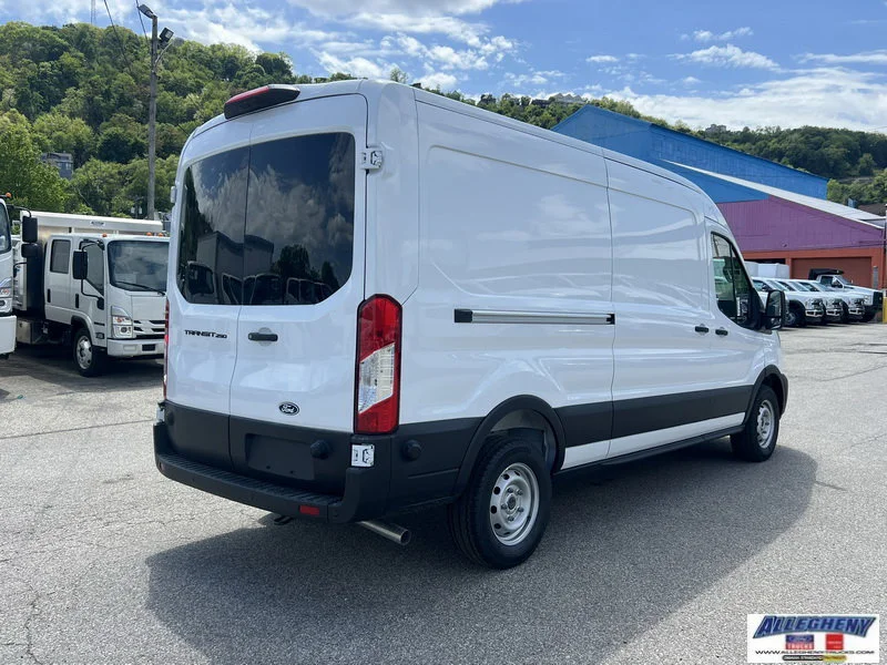 New 2026 Oxford White Ford  image 6