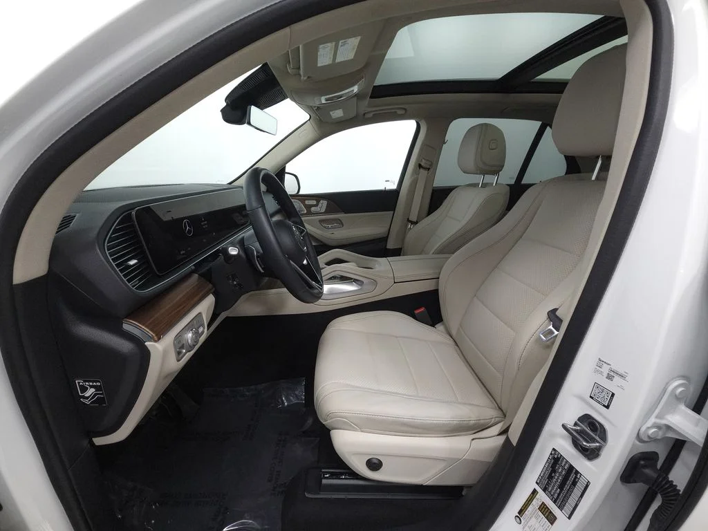 Used 2025 Polar White Mercedes-Benz GLE 450e image 8