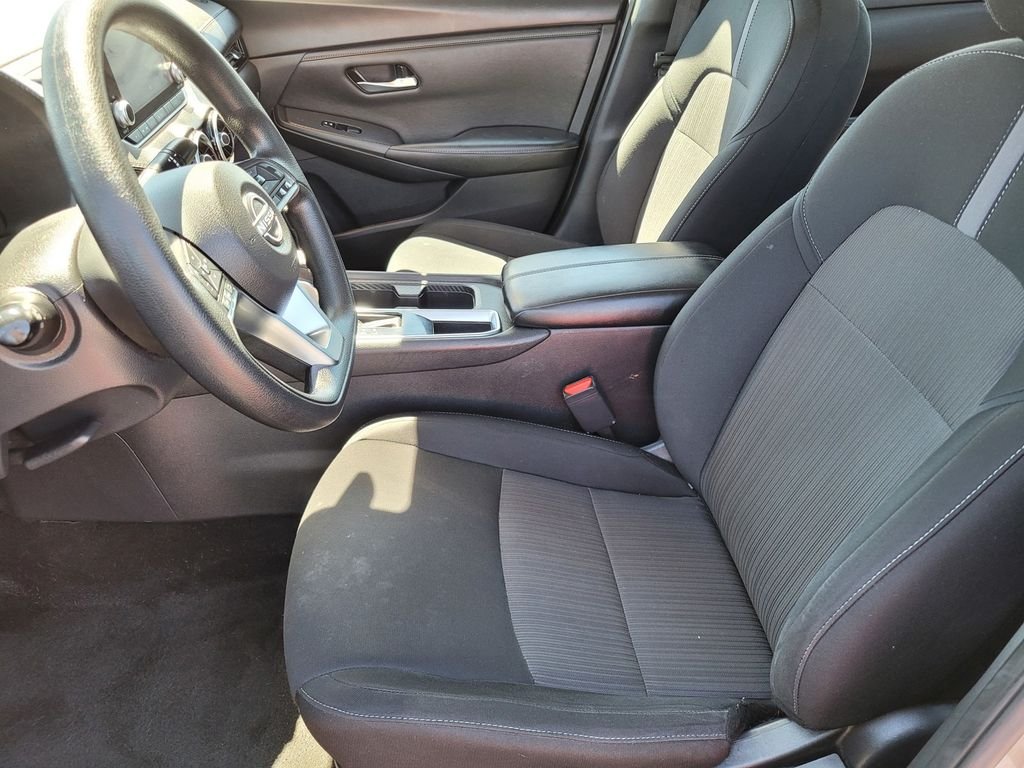 Used 2024 Gray Nissan SV image 16