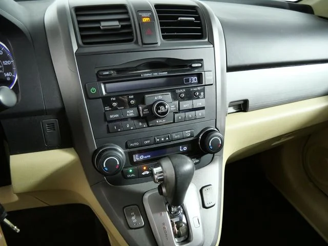 Used 2011  Honda EX-L image 18