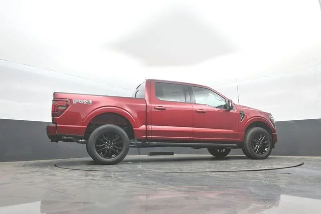 New 2026 Ruby Red Metallic Tinted Clearcoat Ford Lariat® image 31