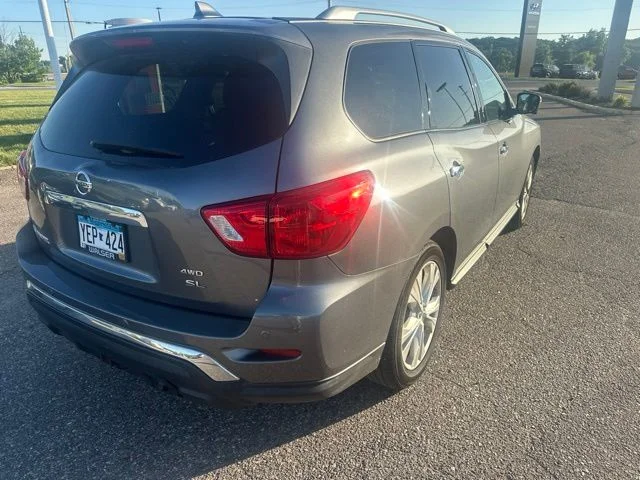 Used 2019 Gun Metallic Nissan SL image 3