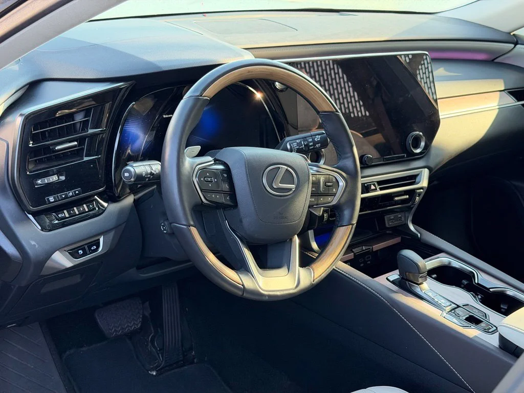 Used 2025 Black Lexus 350 Premium Plus image 5