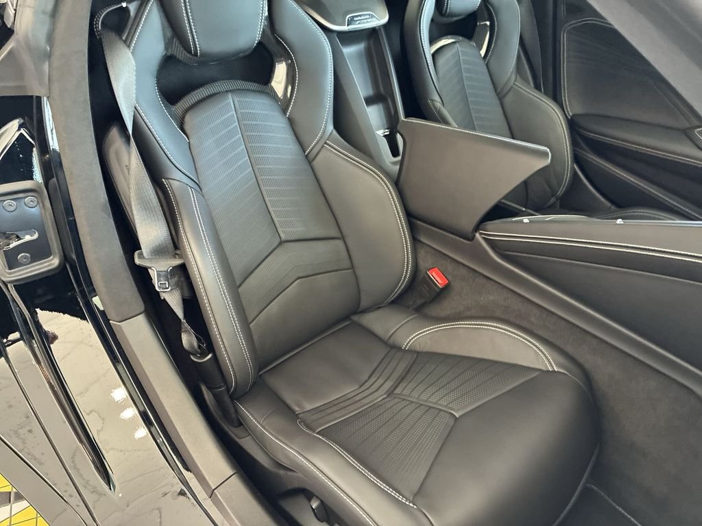 Used 2025 Black Chevrolet Z06 image 20