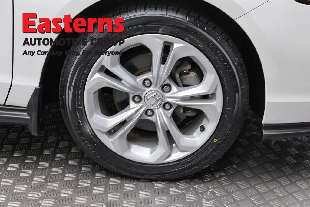 Used 2023 White Honda LX image 30