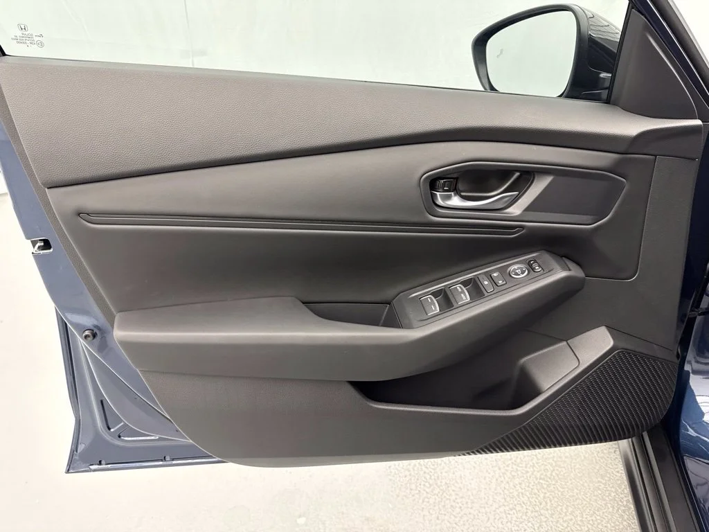 New 2026 Canyon River Blue Metallic Honda SE image 17