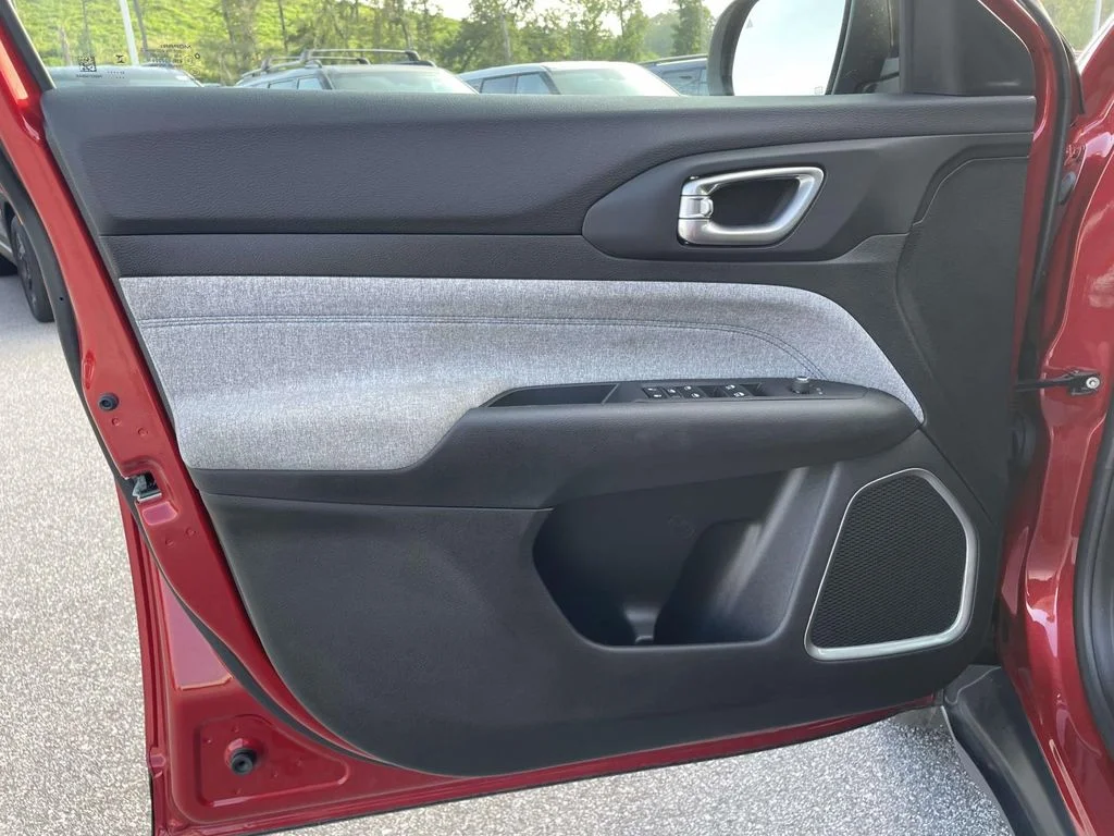 Used 2025 Red Hot Pearlcoat Jeep Sport image 5
