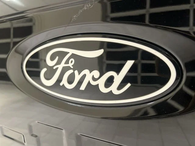 Certified Used 2025 Agate Black Metallic Ford XLT image 29