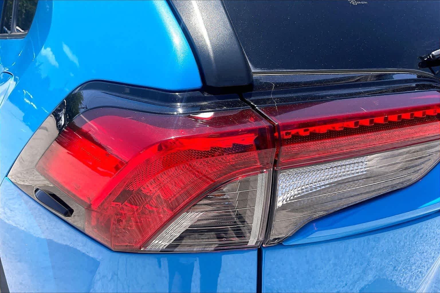 Used 2020 Blue Flame Toyota XLE image 29