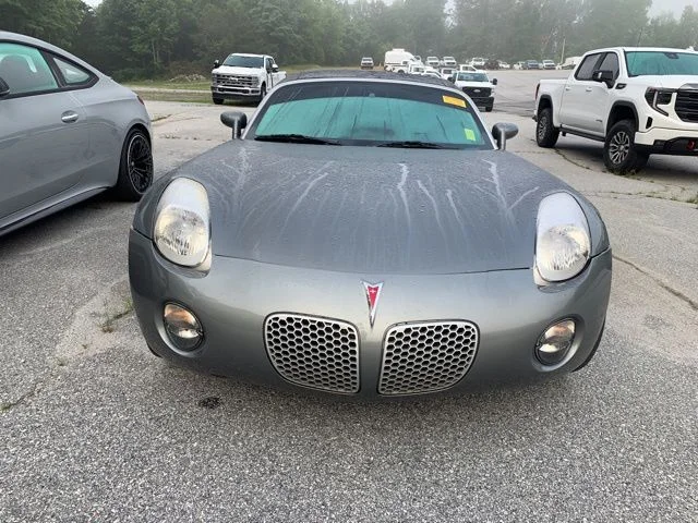 Used 2006 Silver Pontiac Base image 3