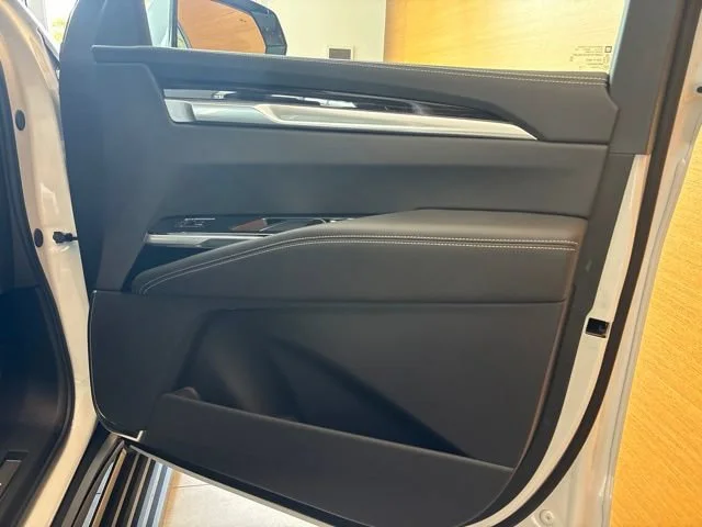 2026 Cadillac Escalade ESV Luxury - Photo 12