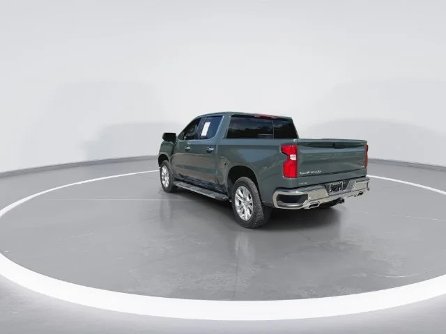 Used 2026 Gray Chevrolet LTZ image 8