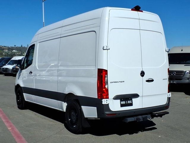 New 2026 Arctic White Mercedes-Benz Cargo 144 WB image 18