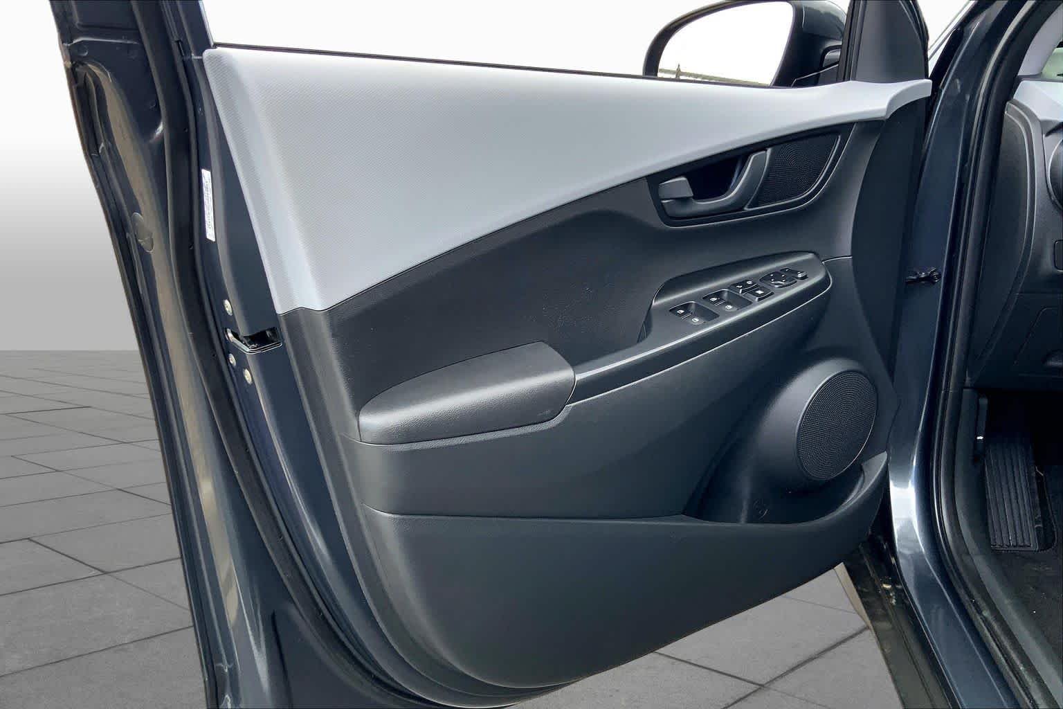 Used 2021 Thunder Gray Hyundai SEL image 19