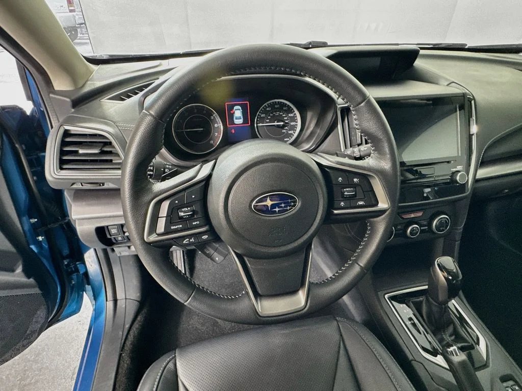 Used 2019 Blue Subaru 2.0i Limited image 11