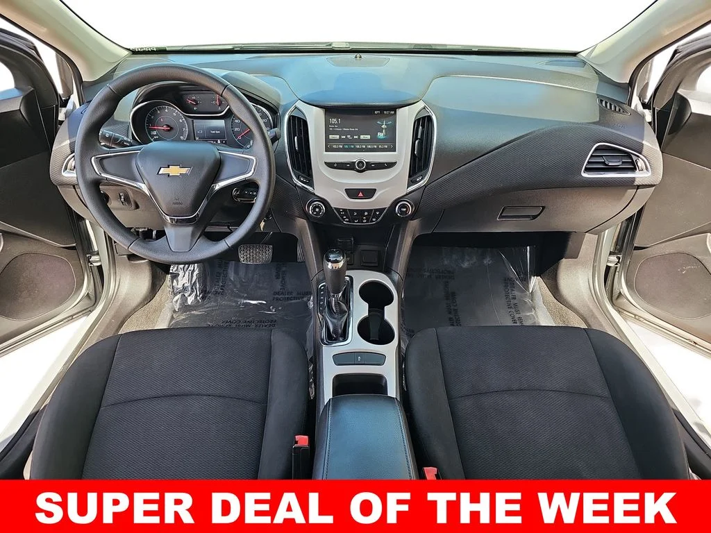 Used 2017 Silver Chevrolet LS image 9