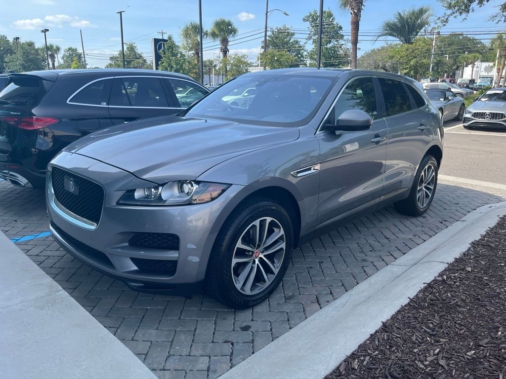 Used 2020 Silver Jaguar 25t Premium image 1