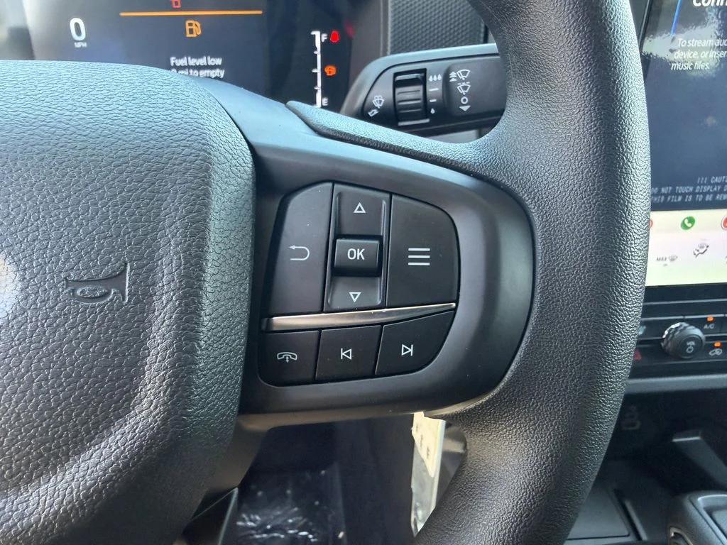 New 2025 Oxford White Ford XL image 28