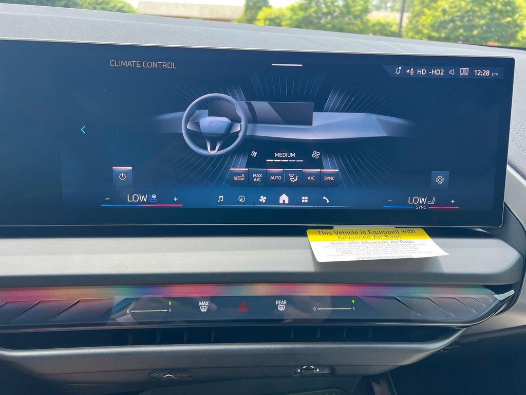 New 2026 Alpine White BMW 30 xDrive image 21