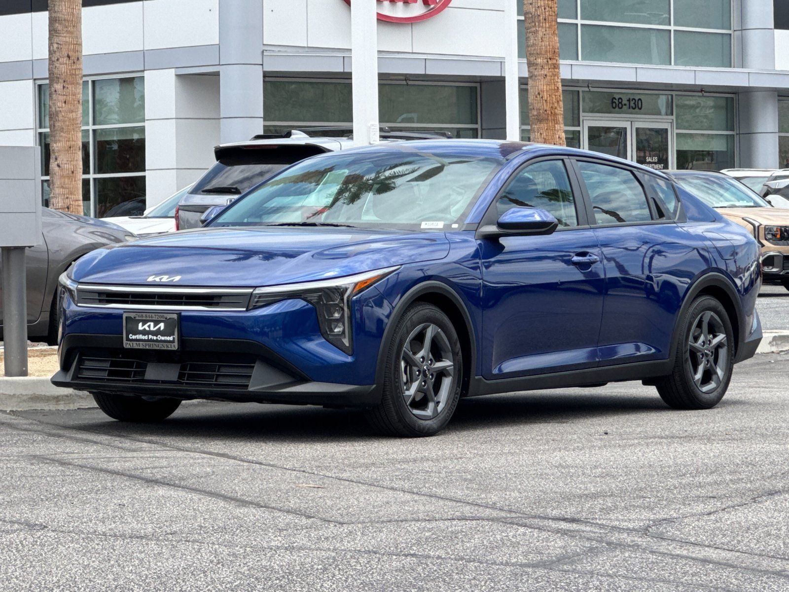 Certified Used 2025 Blue Kia LXS image 7