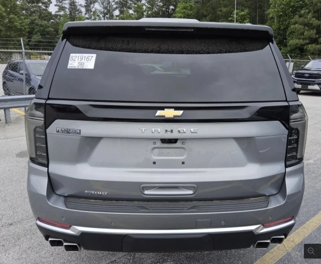 Used 2025 Gray Chevrolet High Country image 5