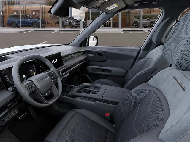 New 2027 White Kia X-Pro SX-Prestige image 18