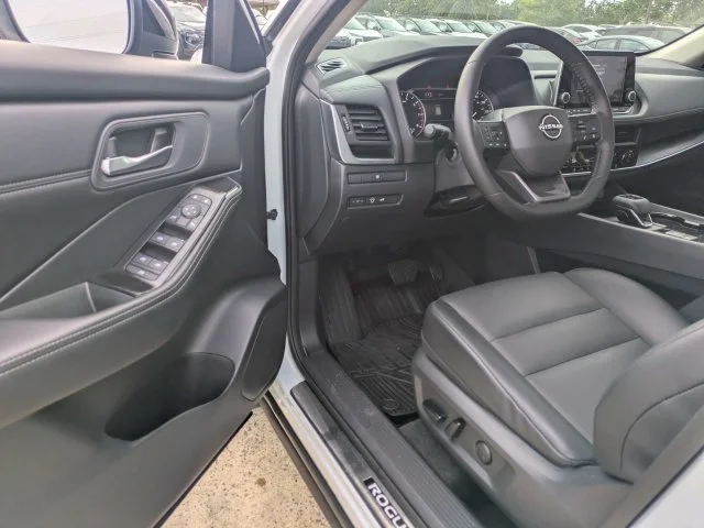 Used 2026 White Nissan SV image 21