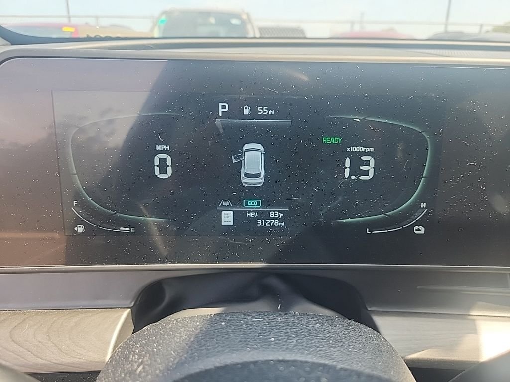 Used 2023 Black Kia X-Line image 20